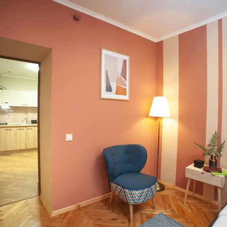 Romantic Suite, 3Mins To Rynok Square 利沃夫 外观 照片