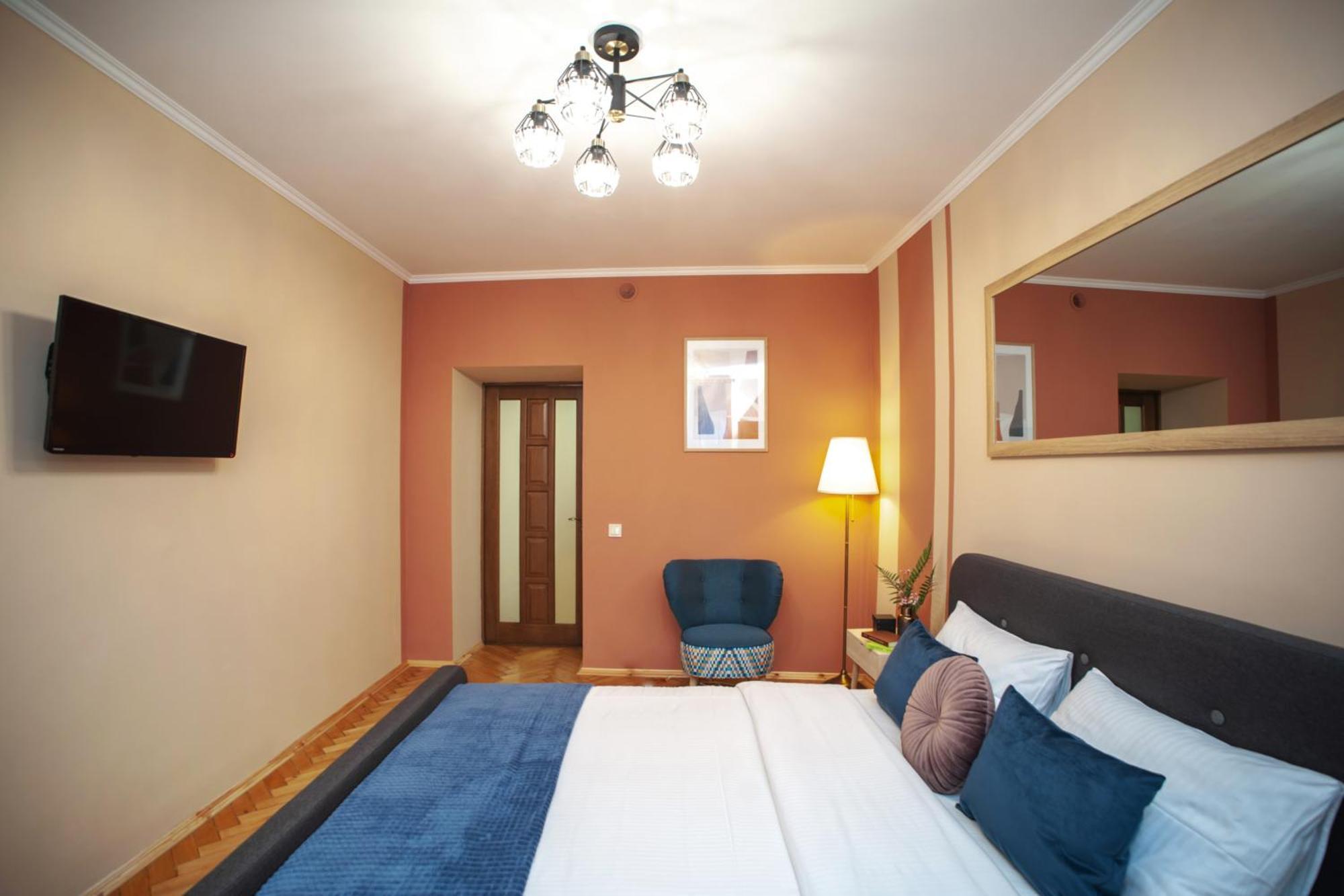 Romantic Suite, 3Mins To Rynok Square 利沃夫 外观 照片