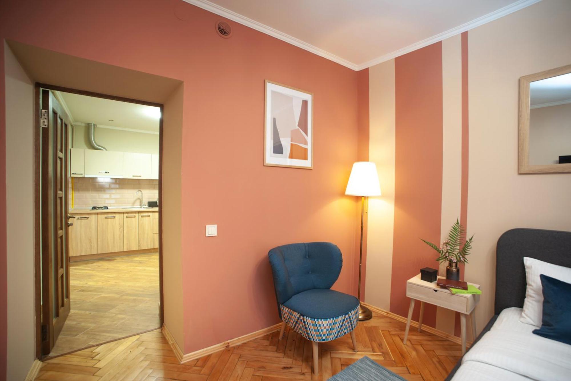 Romantic Suite, 3Mins To Rynok Square 利沃夫 外观 照片